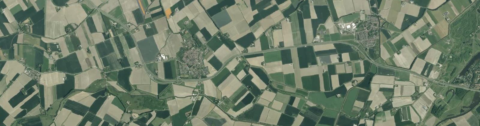Luchtfoto van Verspreide huizen IJzendijke