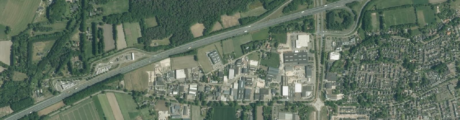 Luchtfoto van Middelste Groes