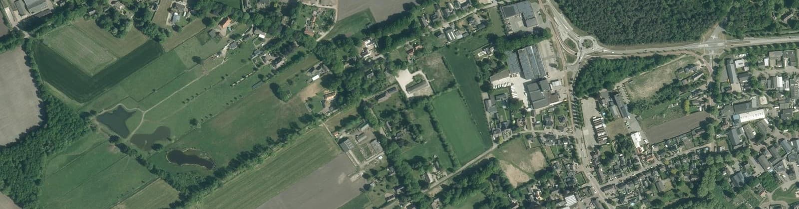 Luchtfoto van Donzel