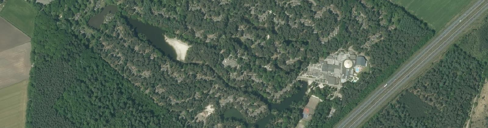 Luchtfoto van Hapert Het Vennenbos