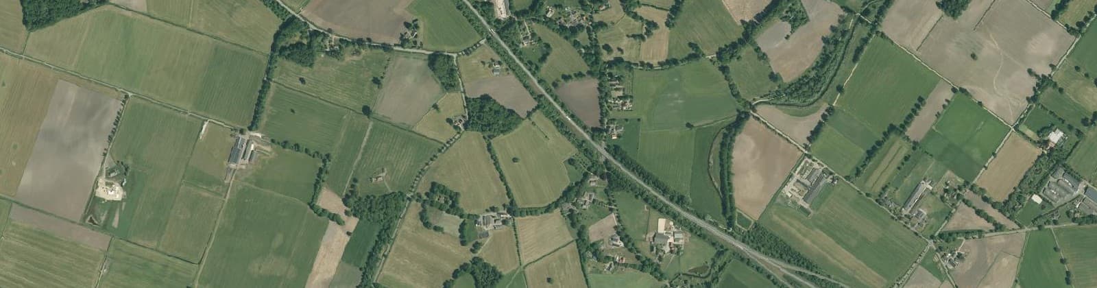 Luchtfoto van Verspreide huizen Elsenerbroek