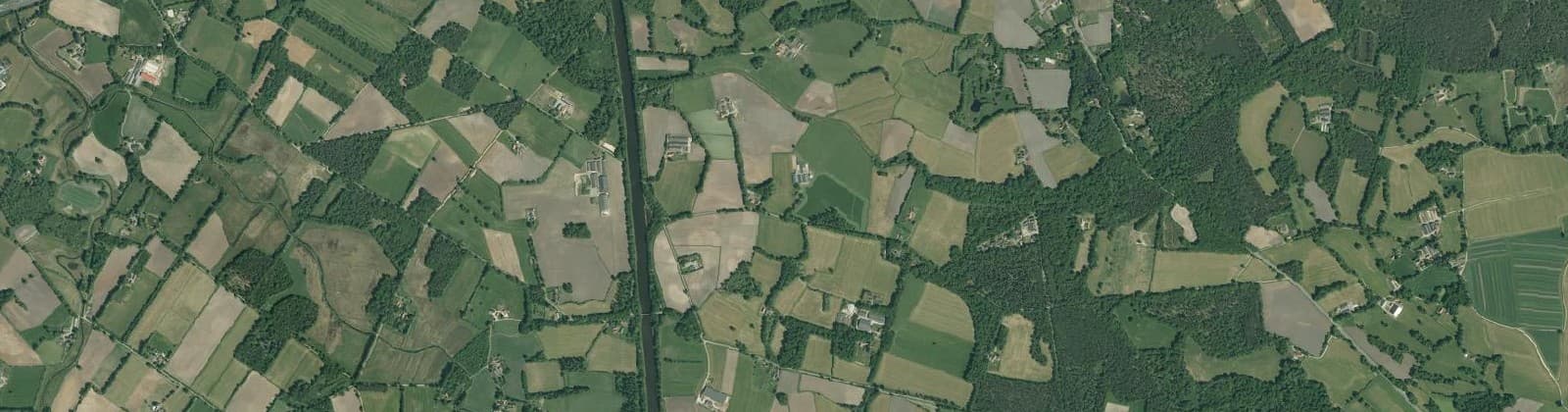 Luchtfoto van Verspreide huizen Deldenerbroek
