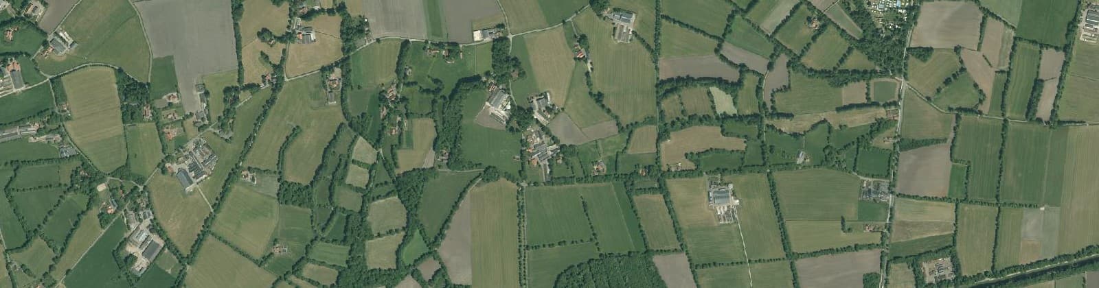 Luchtfoto van Verspreide huizen Groot Agelo
