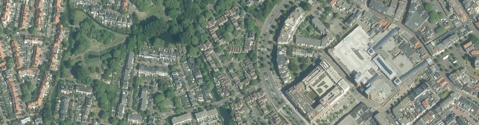 Luchtfoto van Opstal