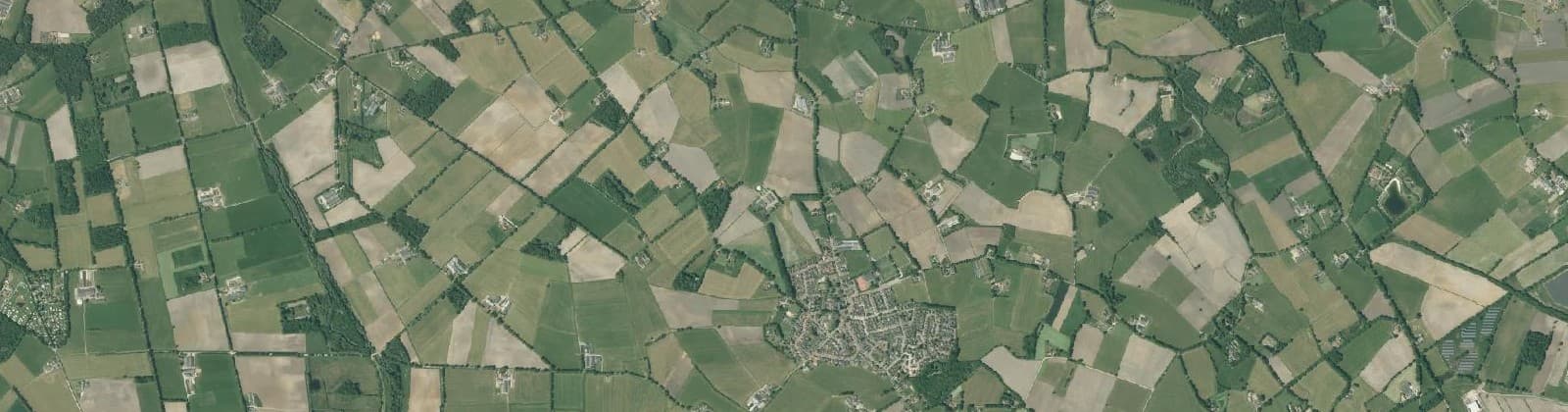 Luchtfoto van Verspr.h. Beltrum Lintvelde en Avest