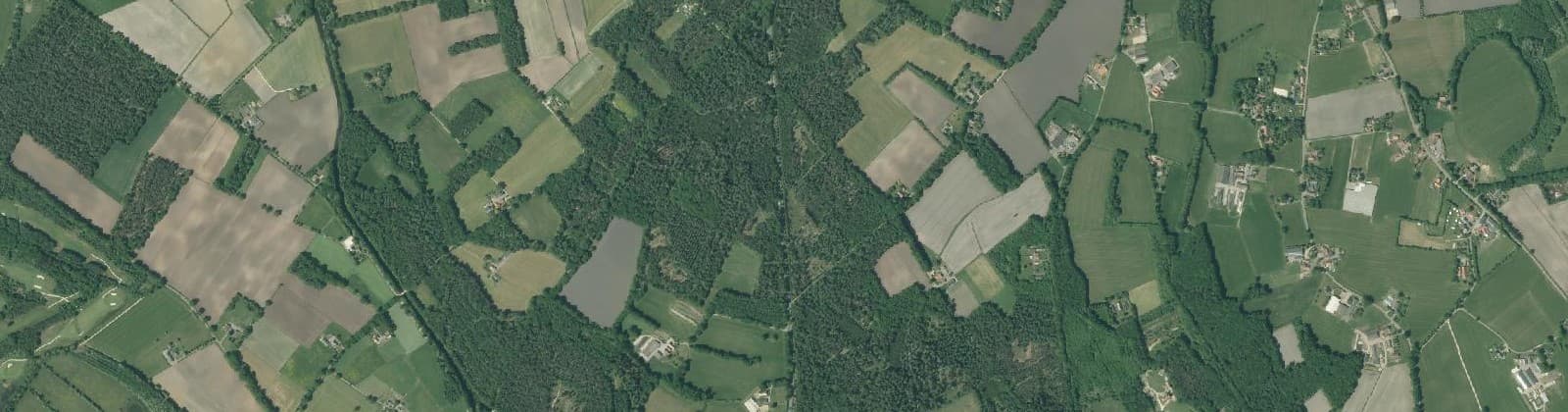 Luchtfoto van Verspreide huizen Veldhoek