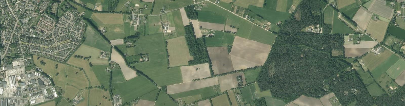 Luchtfoto van Verspreide huizen Dunsborg