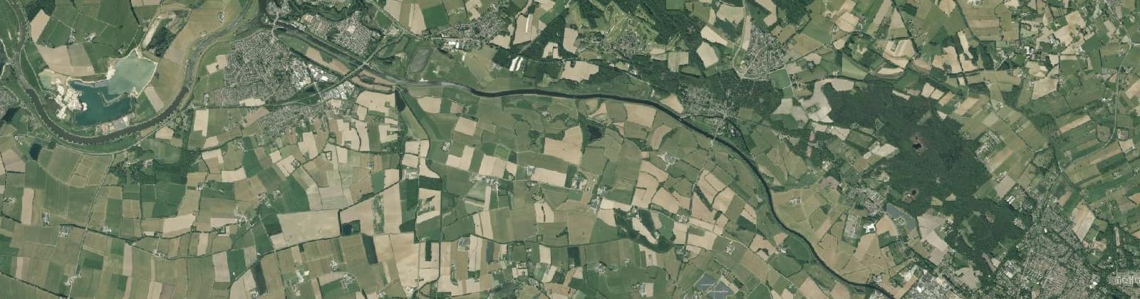 Luchtfoto van Verspreide huizen Oude IJsselgebied