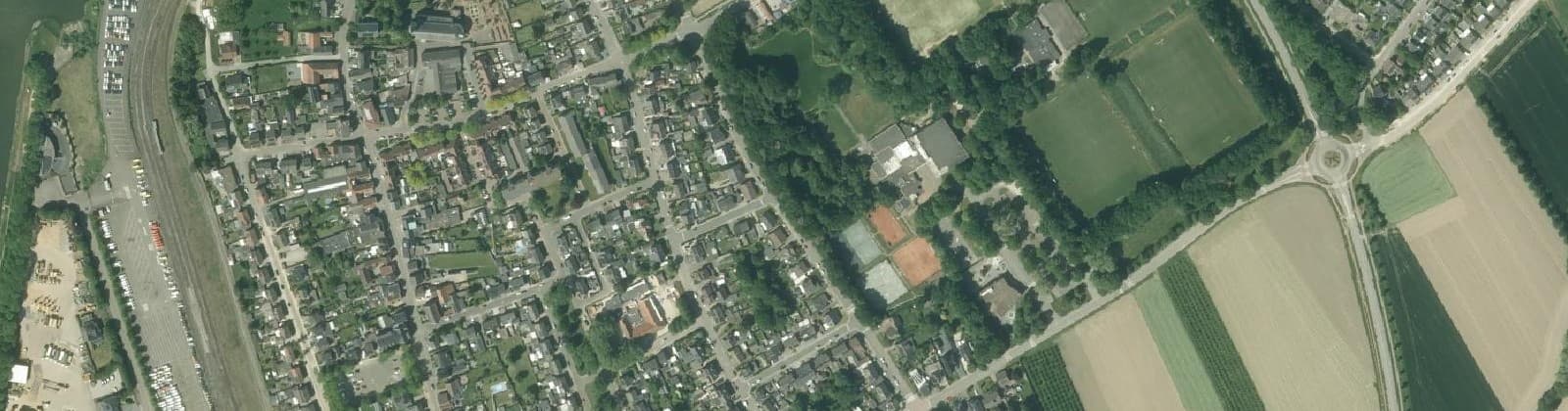 Luchtfoto van Buchten