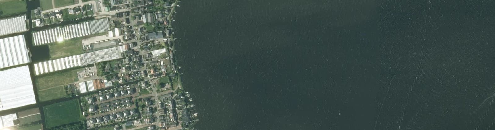 Luchtfoto van Roelofarendsveen