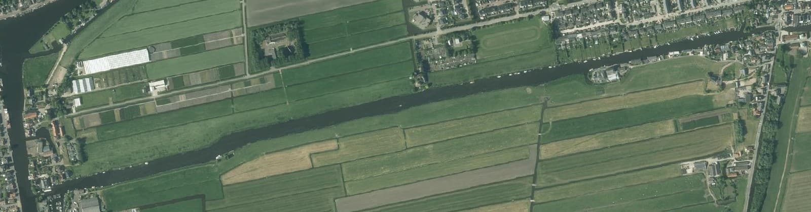 Luchtfoto van Verspreide huizen West