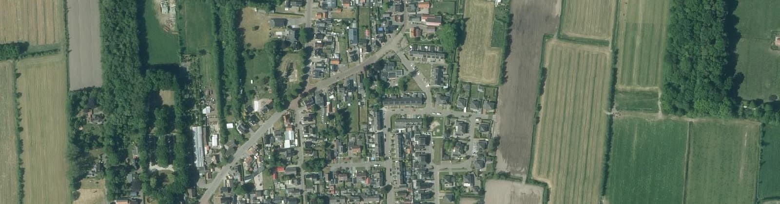 Luchtfoto van Driezum