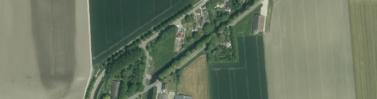 Luchtfoto van Finsterwolde Ganzedijk