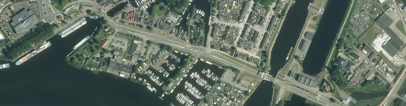 Luchtfoto van De Nieuwesluis