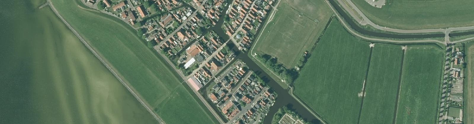 Luchtfoto van Hindeloopen