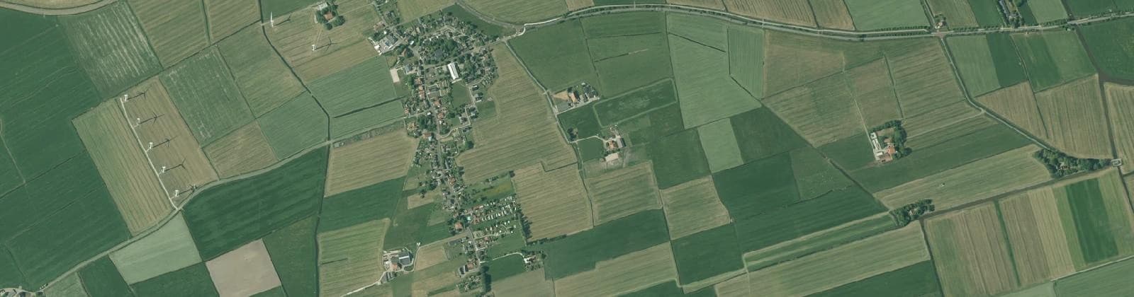 Luchtfoto van Warns