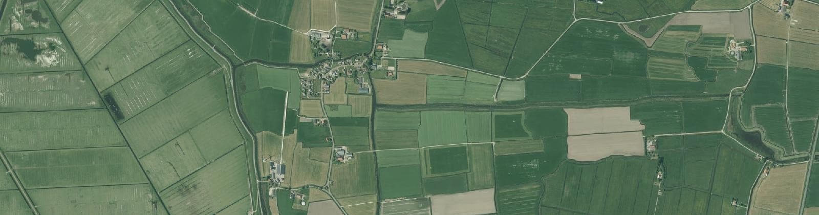 Luchtfoto van Verspreide huizen Ferwoude