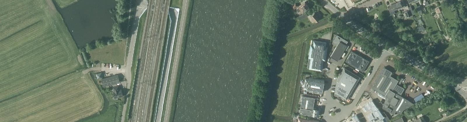 Luchtfoto van Kanaalzone Loenen aan de Vecht