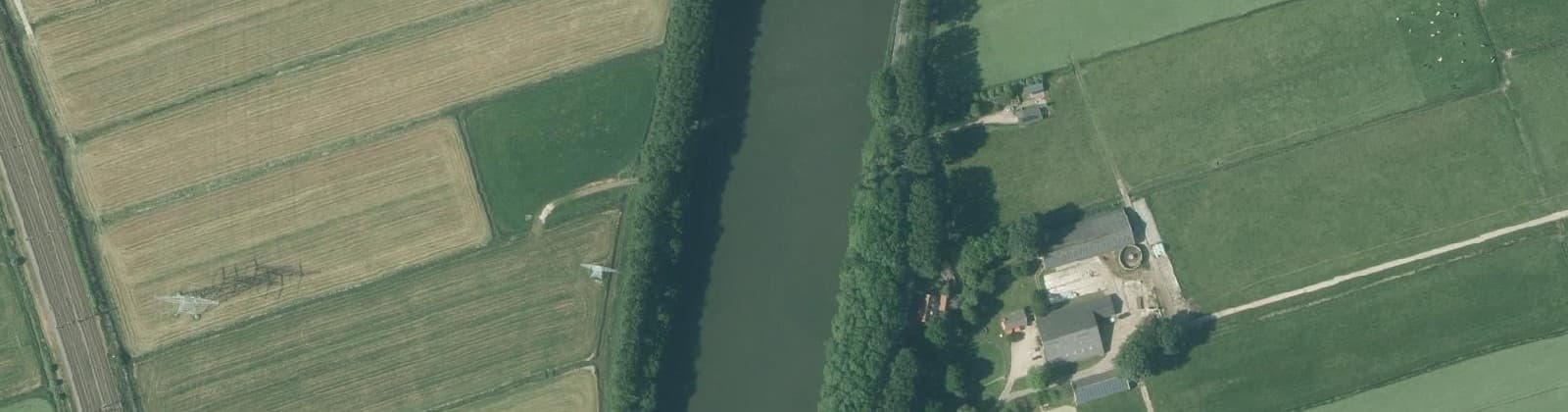 Luchtfoto van Kanaalzone sector Vreeland