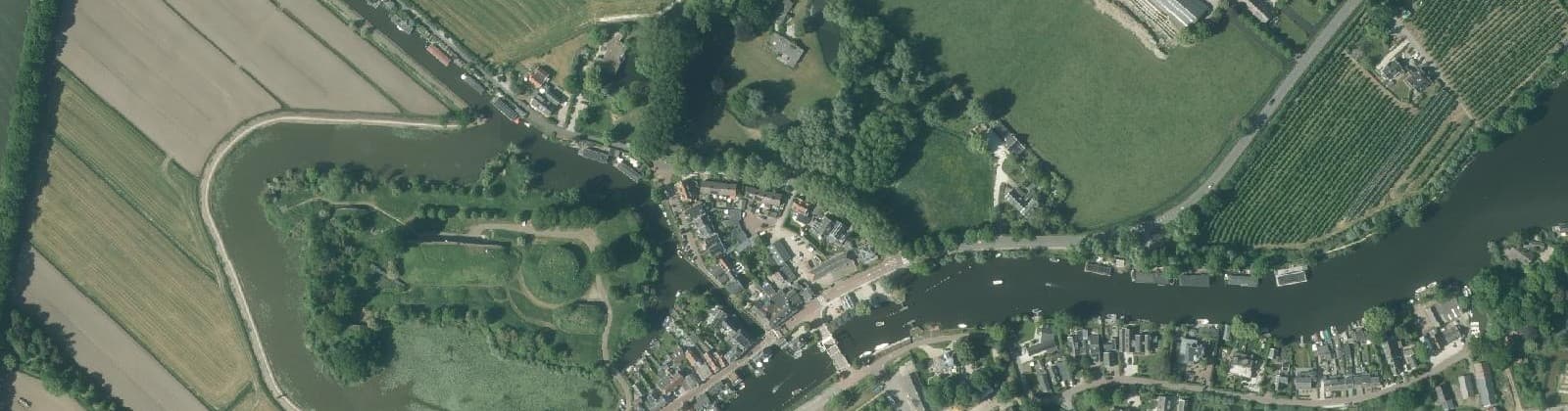 Luchtfoto van Nieuwersluis