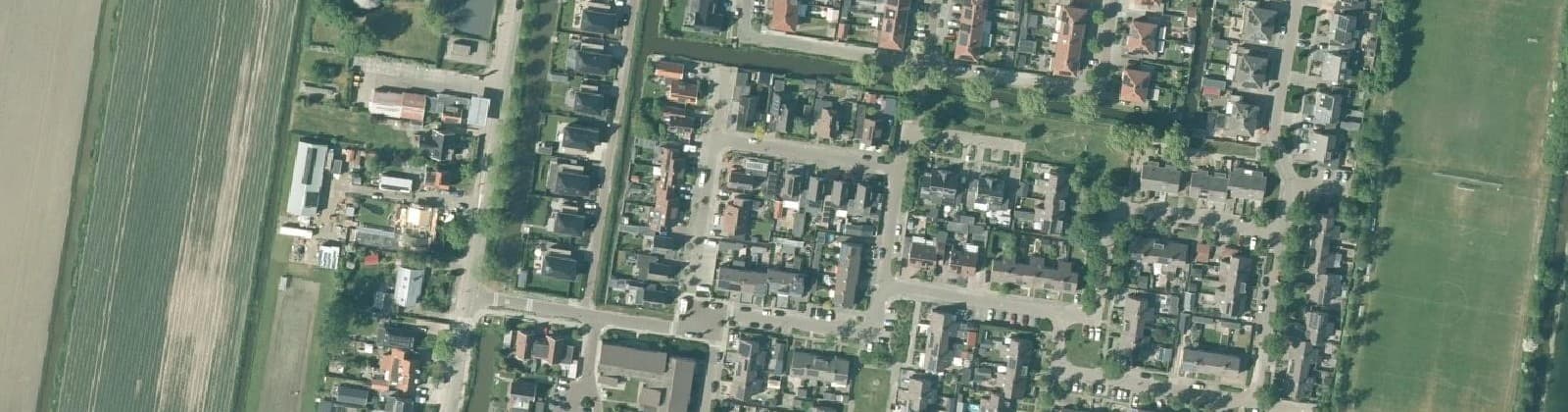 Luchtfoto van Wieringerwaard (woonkern)