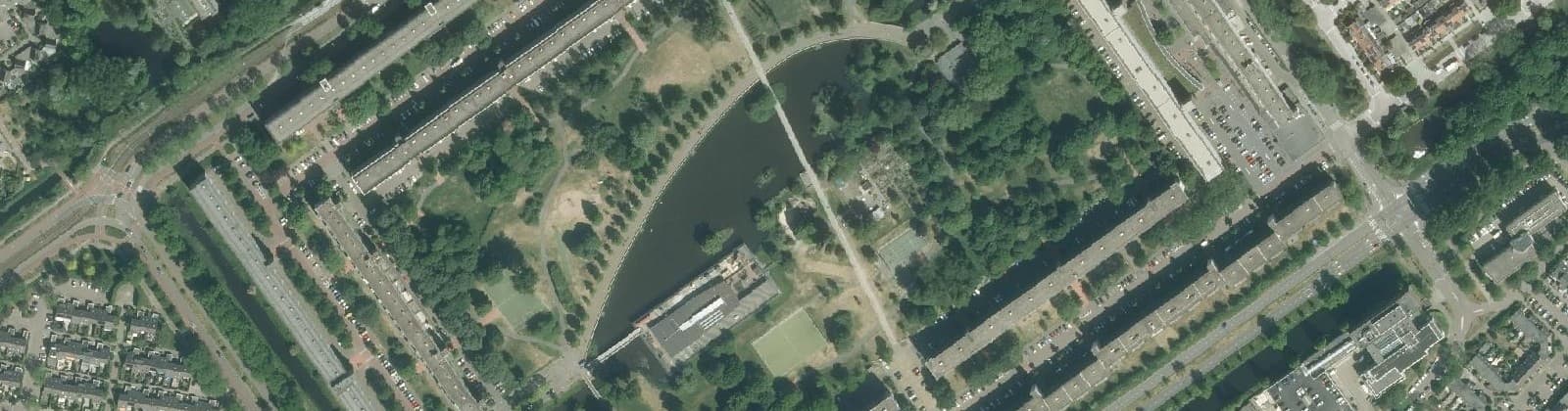 Luchtfoto van Prinsenhof hoog