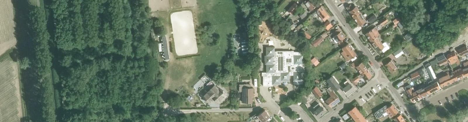 Luchtfoto van Goedereede havenhoofd