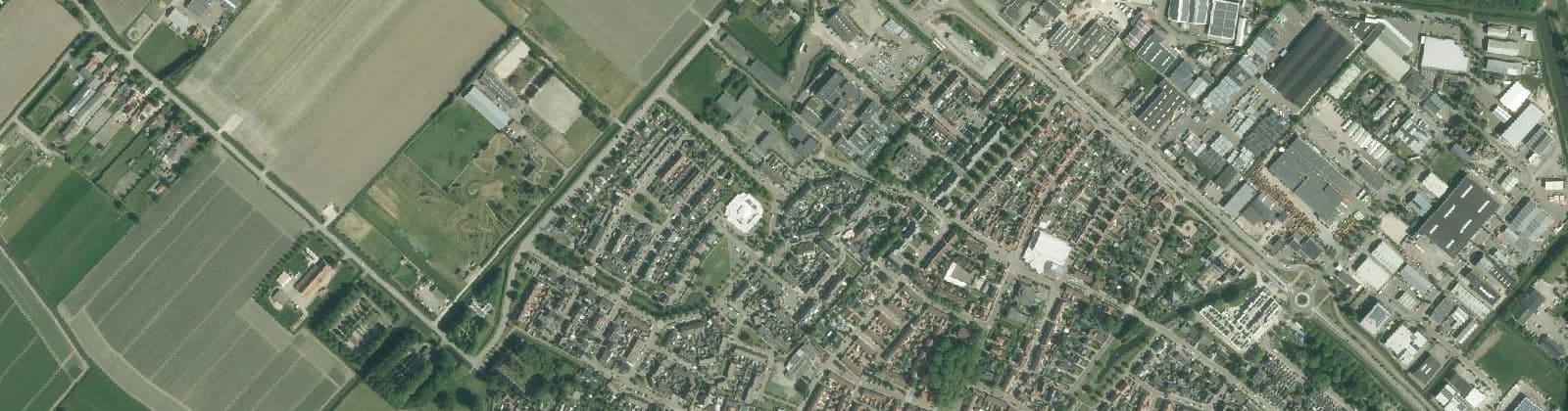 Luchtfoto van Oude-Tonge planetenbuurt