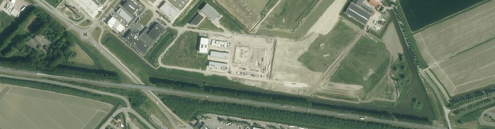 Luchtfoto van Oude-Tonge industriegebied