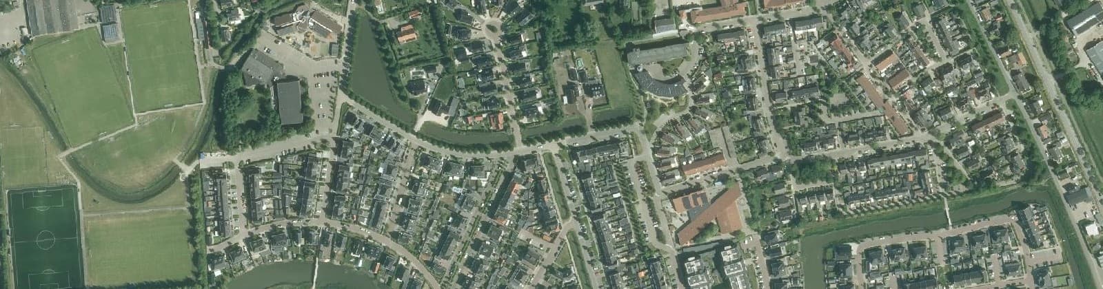 Luchtfoto van Dirksland zuid