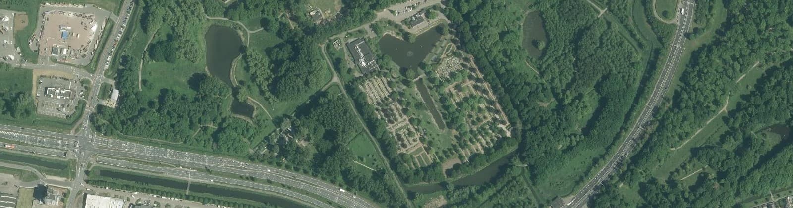 Luchtfoto van Hartelpark-West