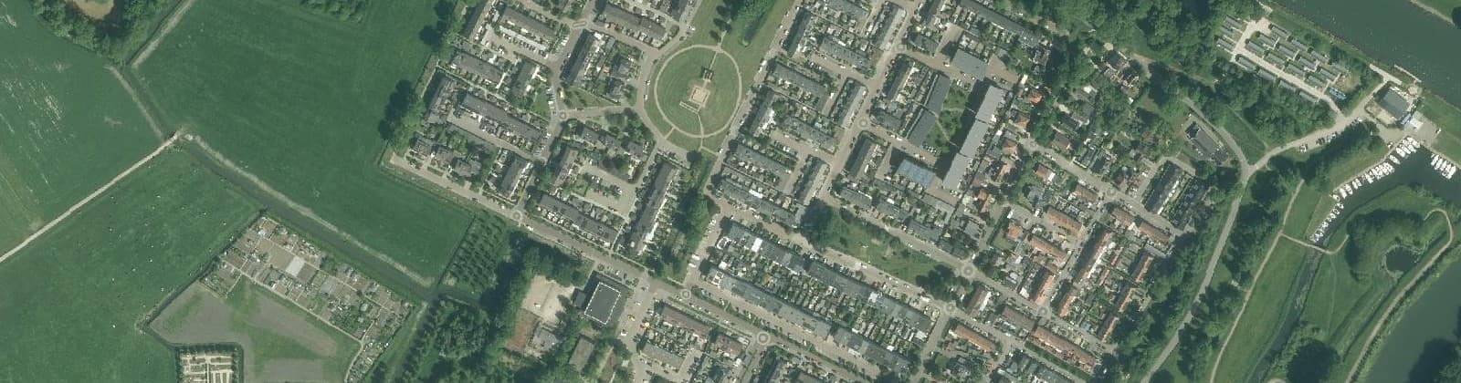 Luchtfoto van Ravensteijn-West