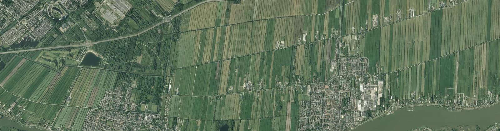 Luchtfoto van Tiendweg-West
