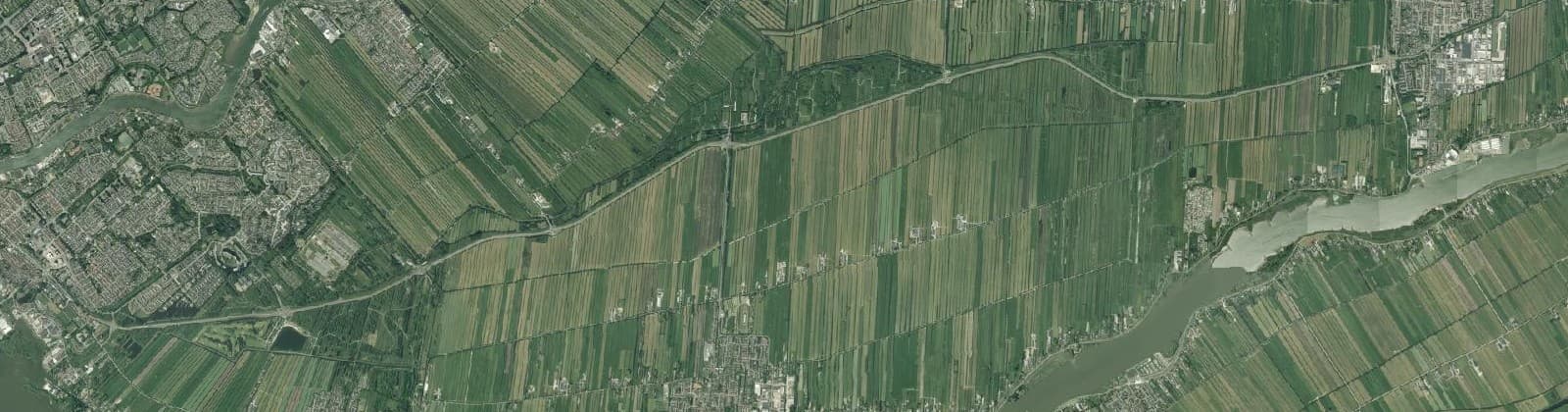 Luchtfoto van Verspr. huizen Lekkerkerk
