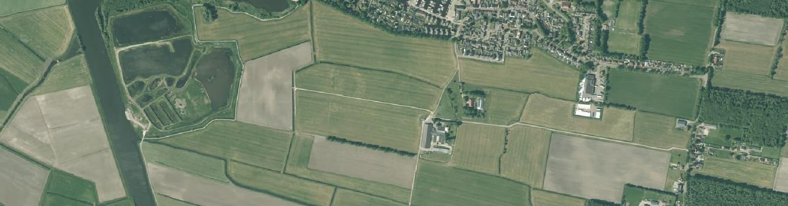Luchtfoto van Idskenhuizen