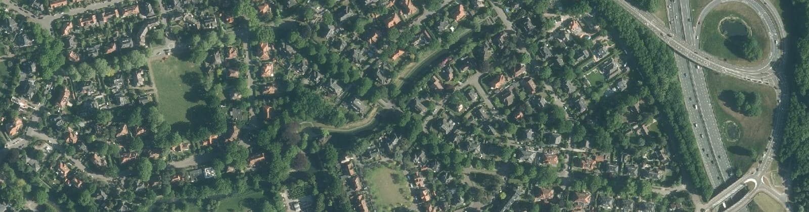 Luchtfoto van Bredius-Oost
