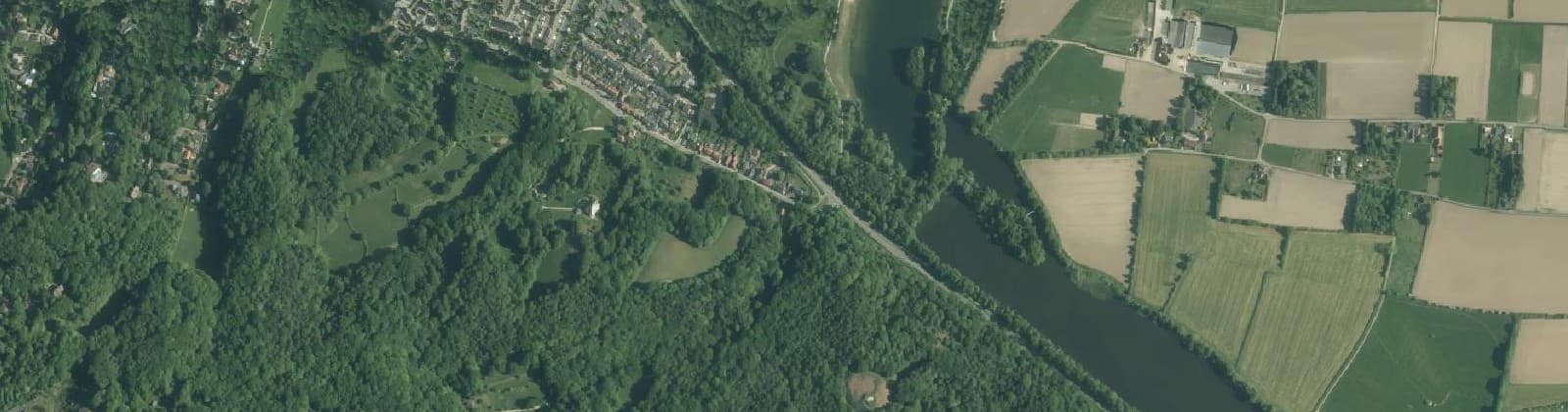 Luchtfoto van Beek-Oost