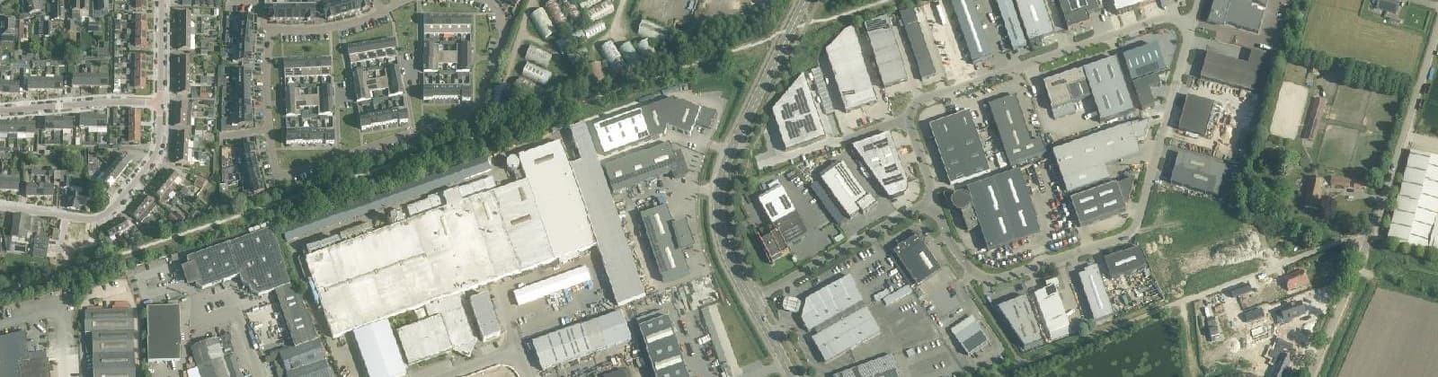 Luchtfoto van Bedrijventerrein Mies
