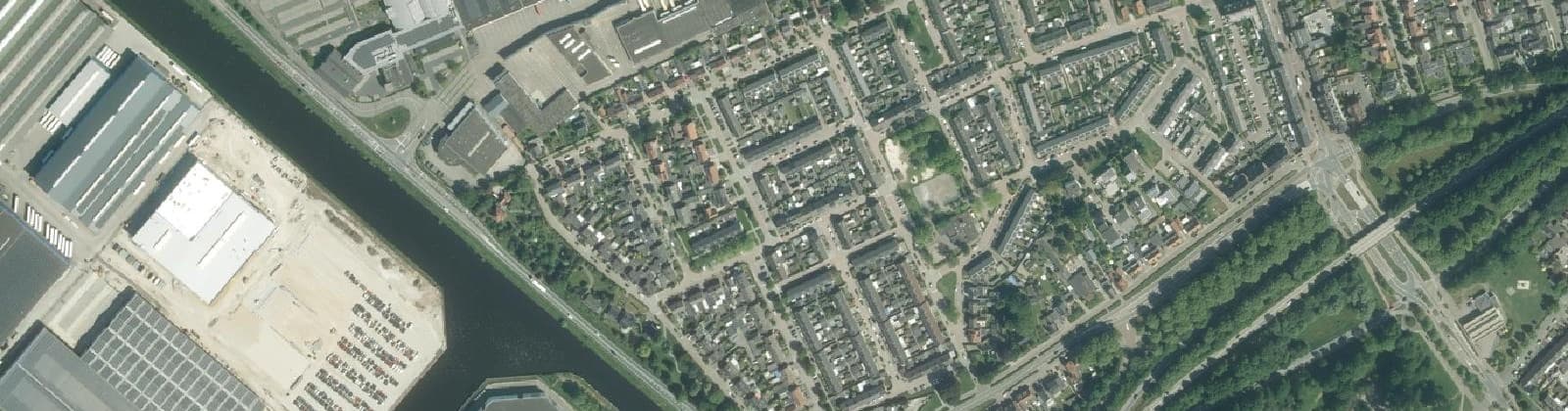Luchtfoto van Bloemenwijk