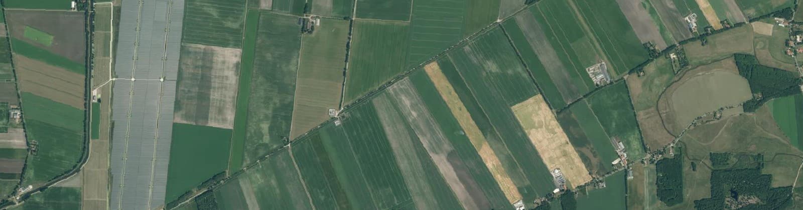 Luchtfoto van Verspr.h. tussen Harpel en Sellingerbeet