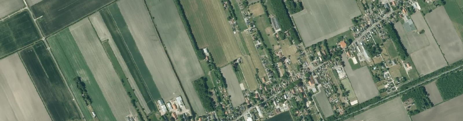 Luchtfoto van Hellum