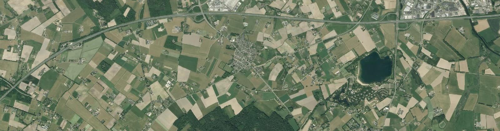 Luchtfoto van Verspreide huizen Kilder