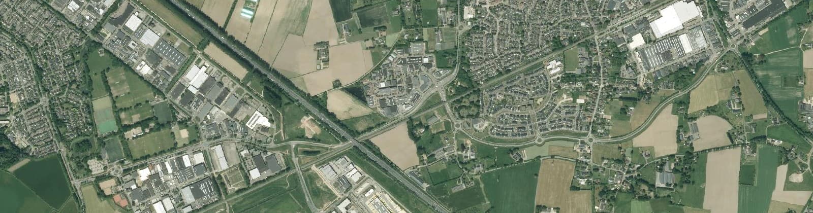 Luchtfoto van Verspr.h. De Hogenend en Oud-Dijk