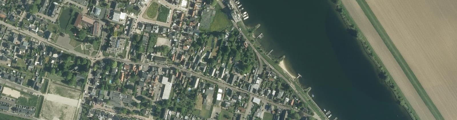Luchtfoto van Andel