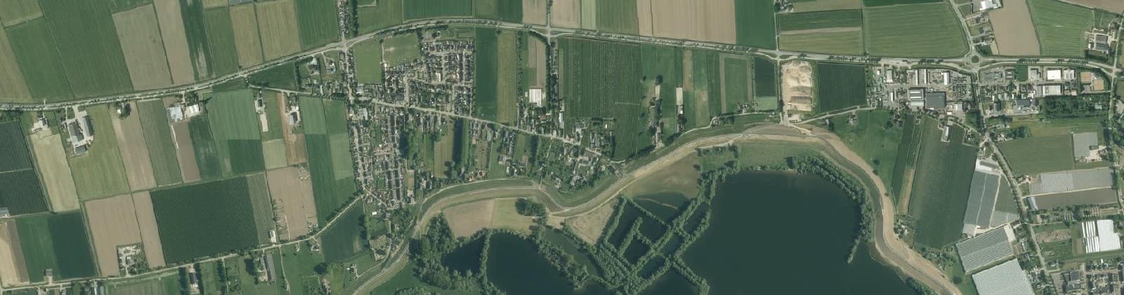 Luchtfoto van Hellouw