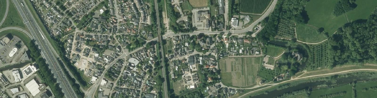 Luchtfoto van Waardenburg
