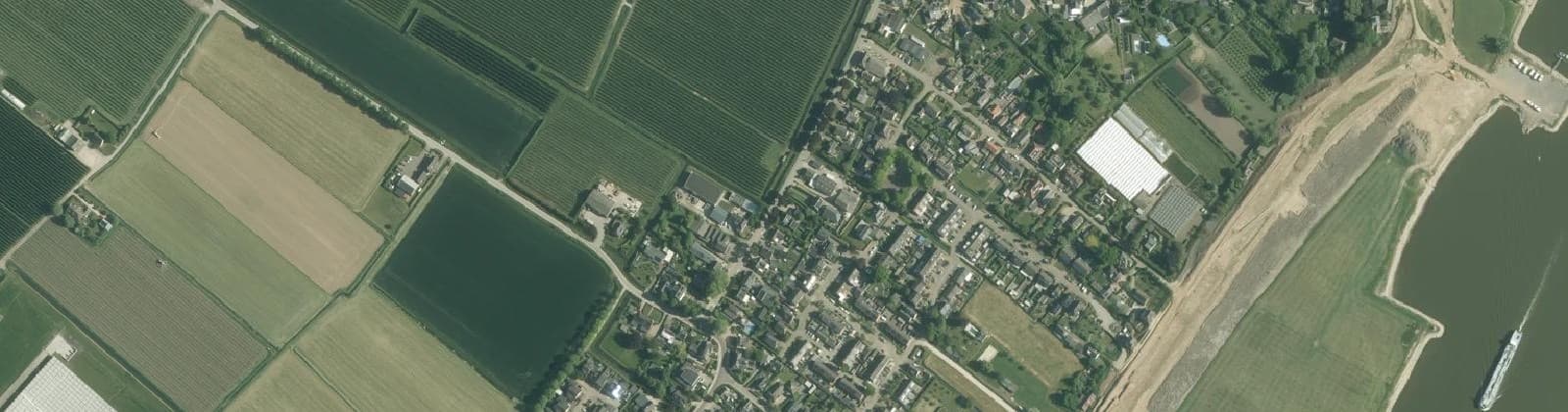 Luchtfoto van Varik
