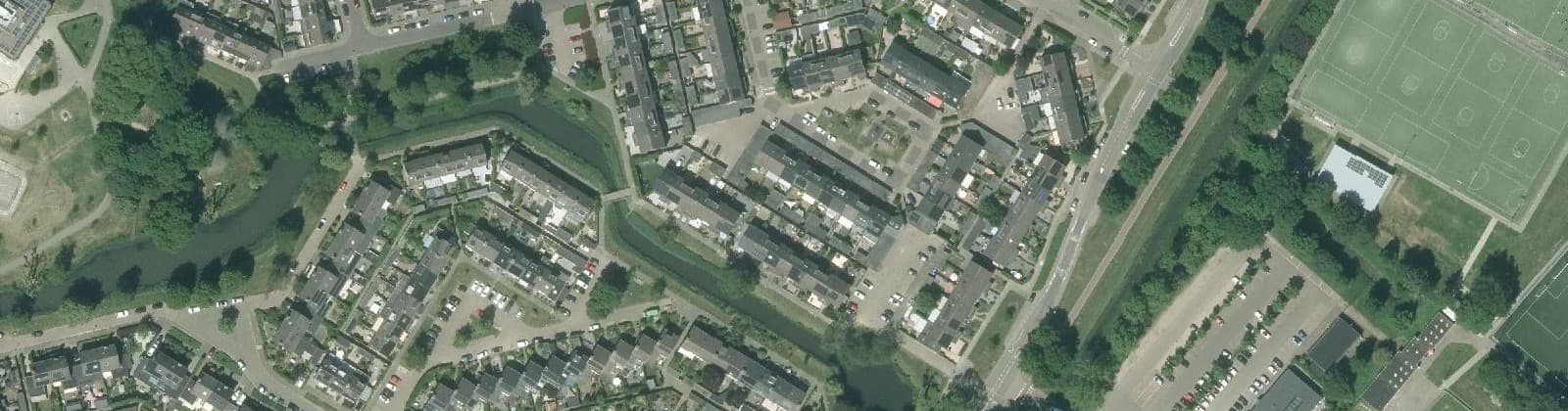 Luchtfoto van Monnikenhof centrum
