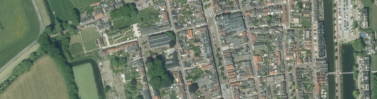 Luchtfoto van Vianen binnenstad