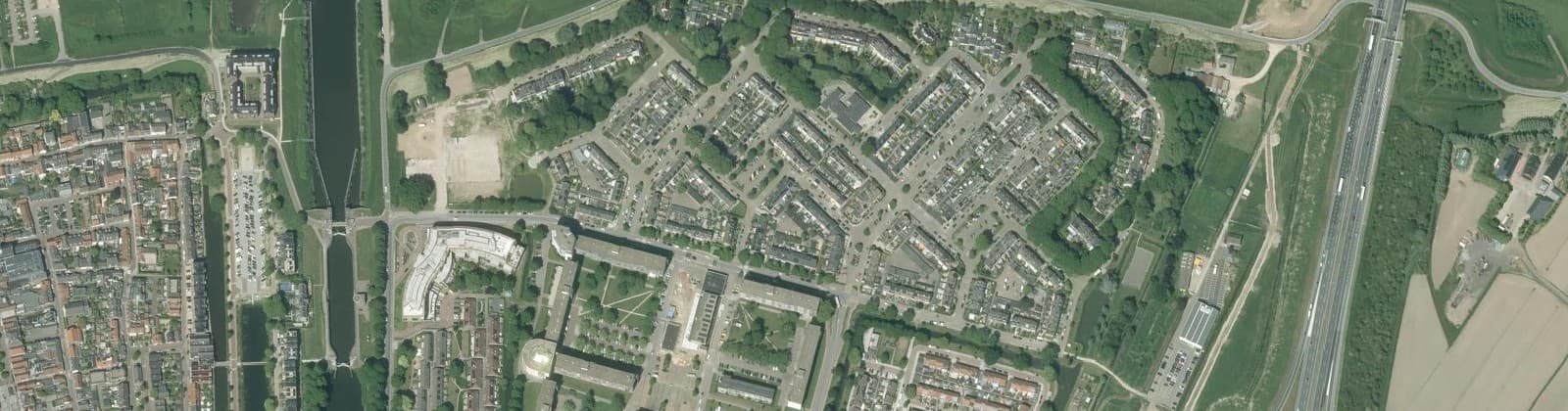Luchtfoto van Bomenbuurt (Vianen)